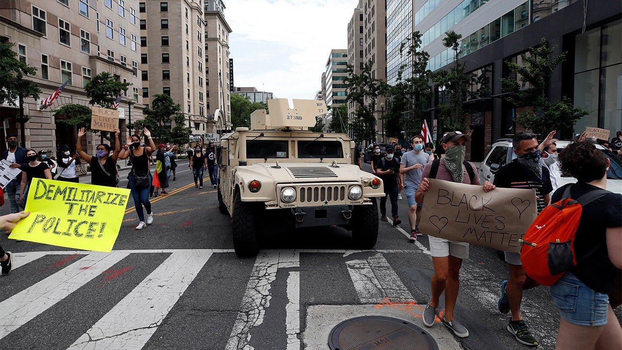 900 active duty military police sent to DC area for protests are being sent home Friday 900 active duty military police sent to DC area for protests are being sent home Friday