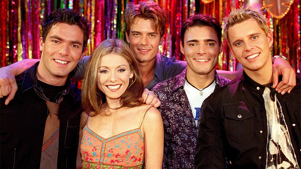 Kelly Ripa recalls working with Josh Duhamel on 'All My Children'