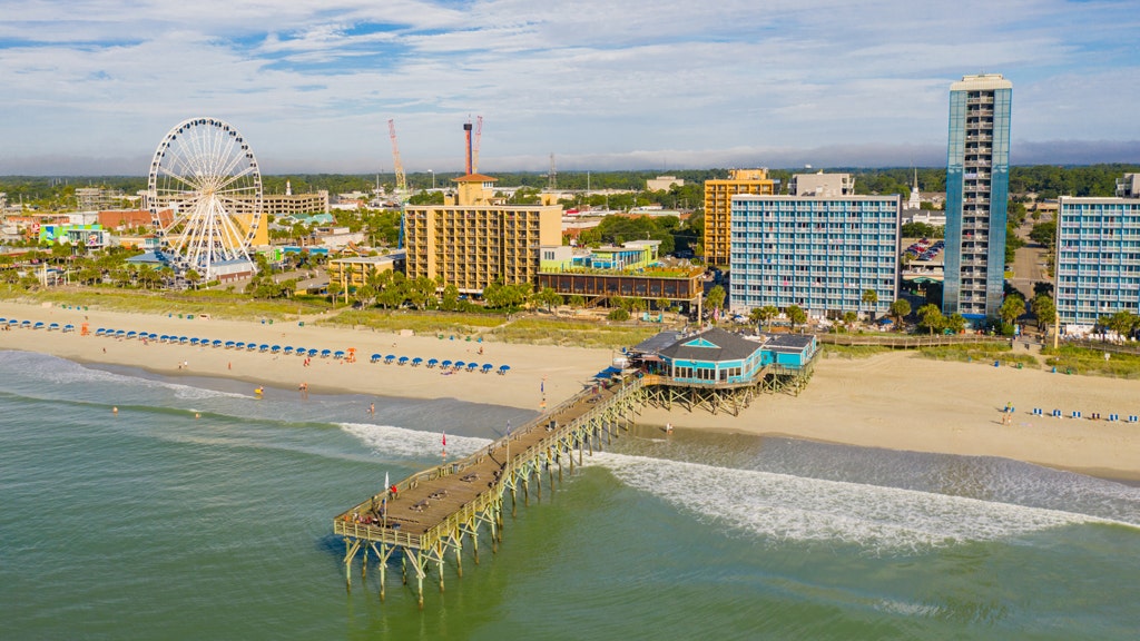 Rip currents blamed for 2 drowning deaths on South Carolina beaches