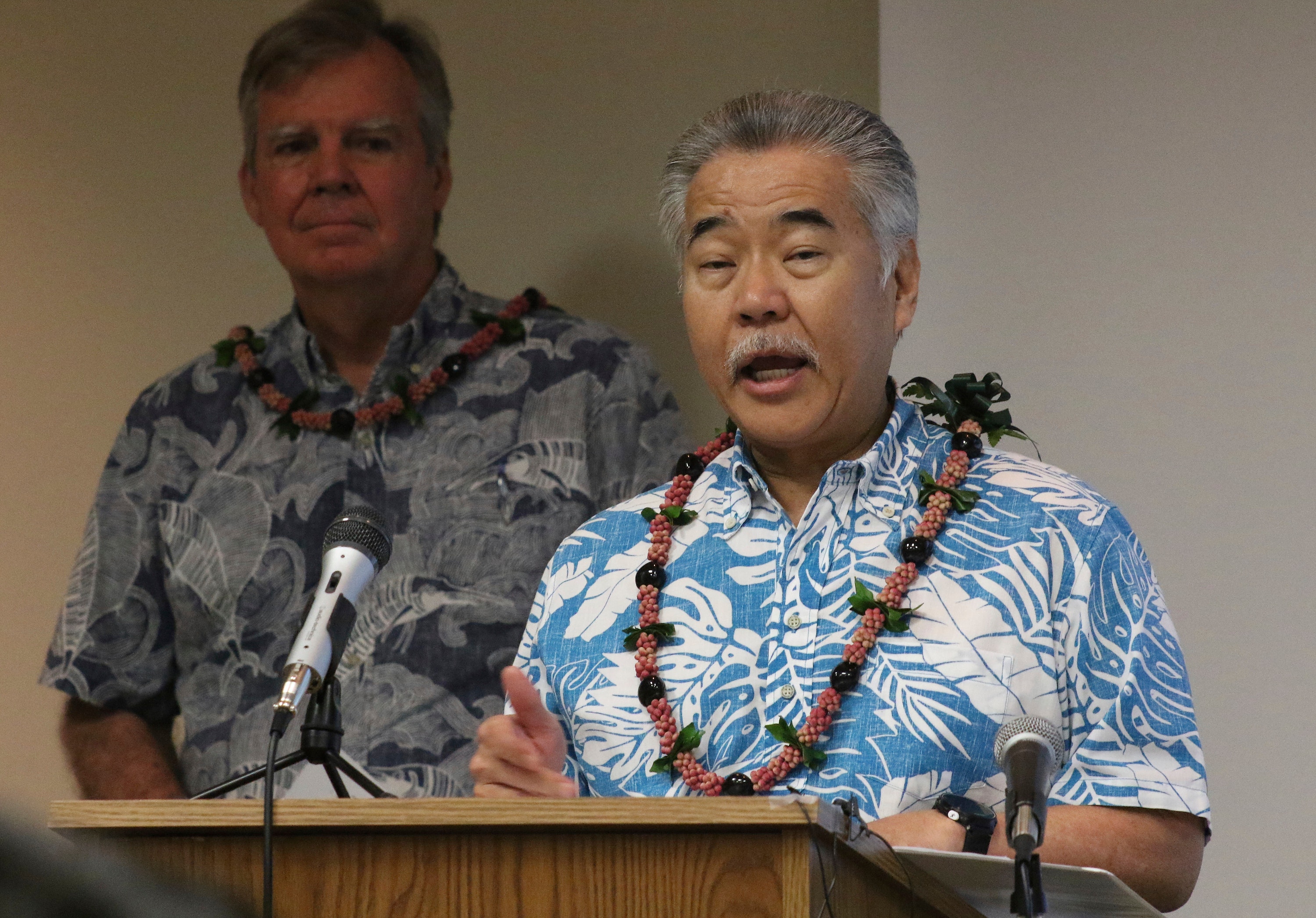 Hawaii weighs requiring booster for travelers to be considered 'fully