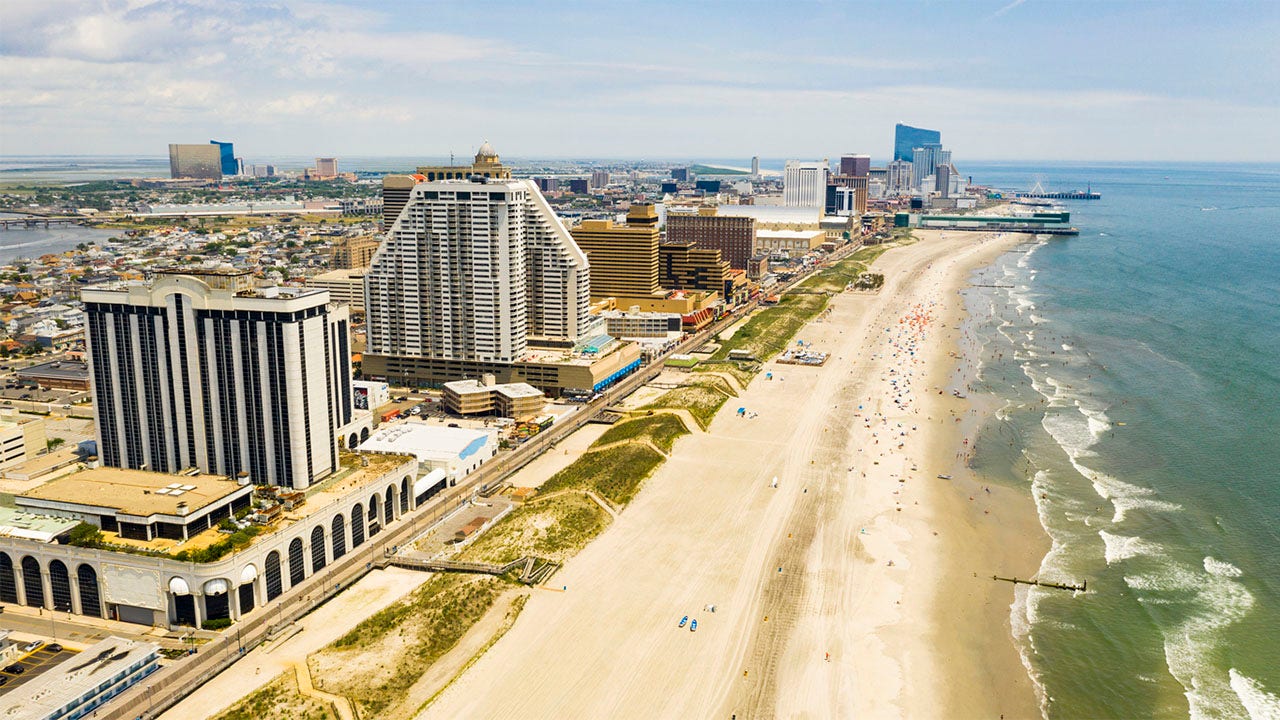 1 dead after fire under atlantic city pier near homeless encampment