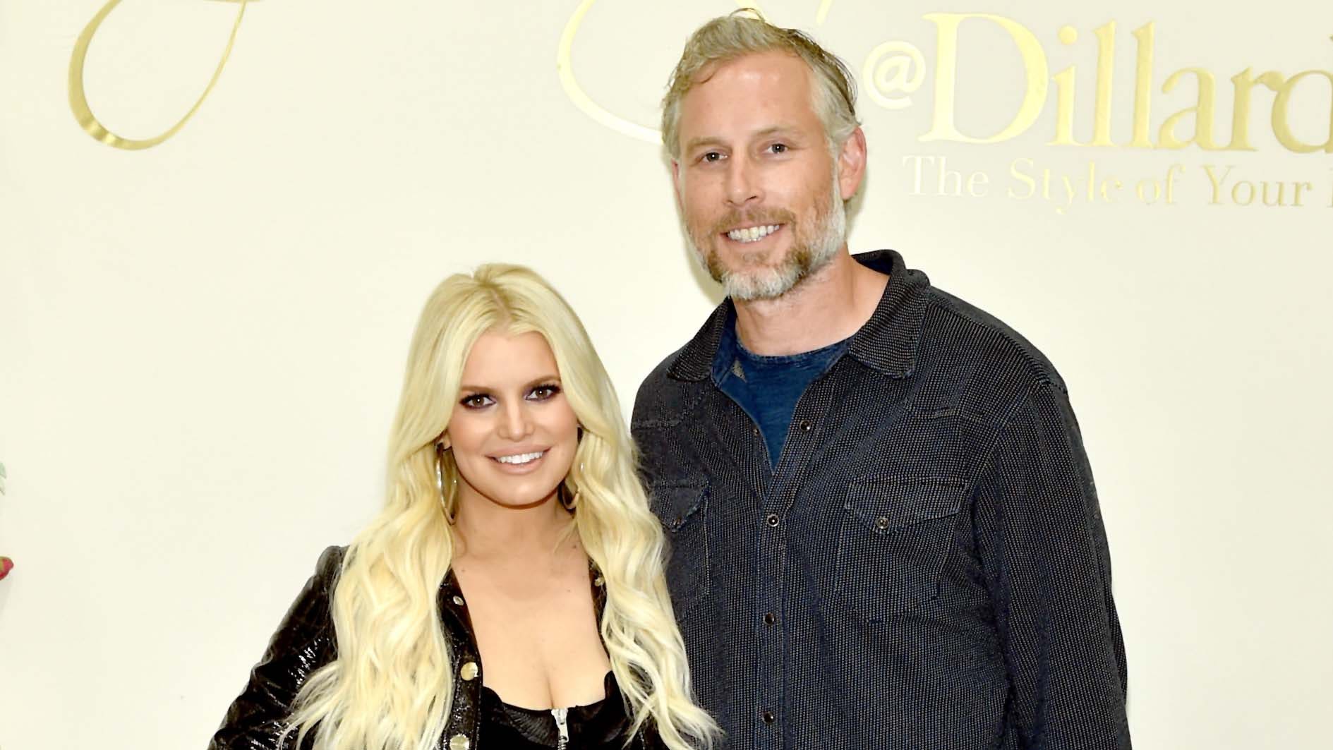 Eric Johnson pays tribute to Jessica Simpson on seventh wedding anniversary