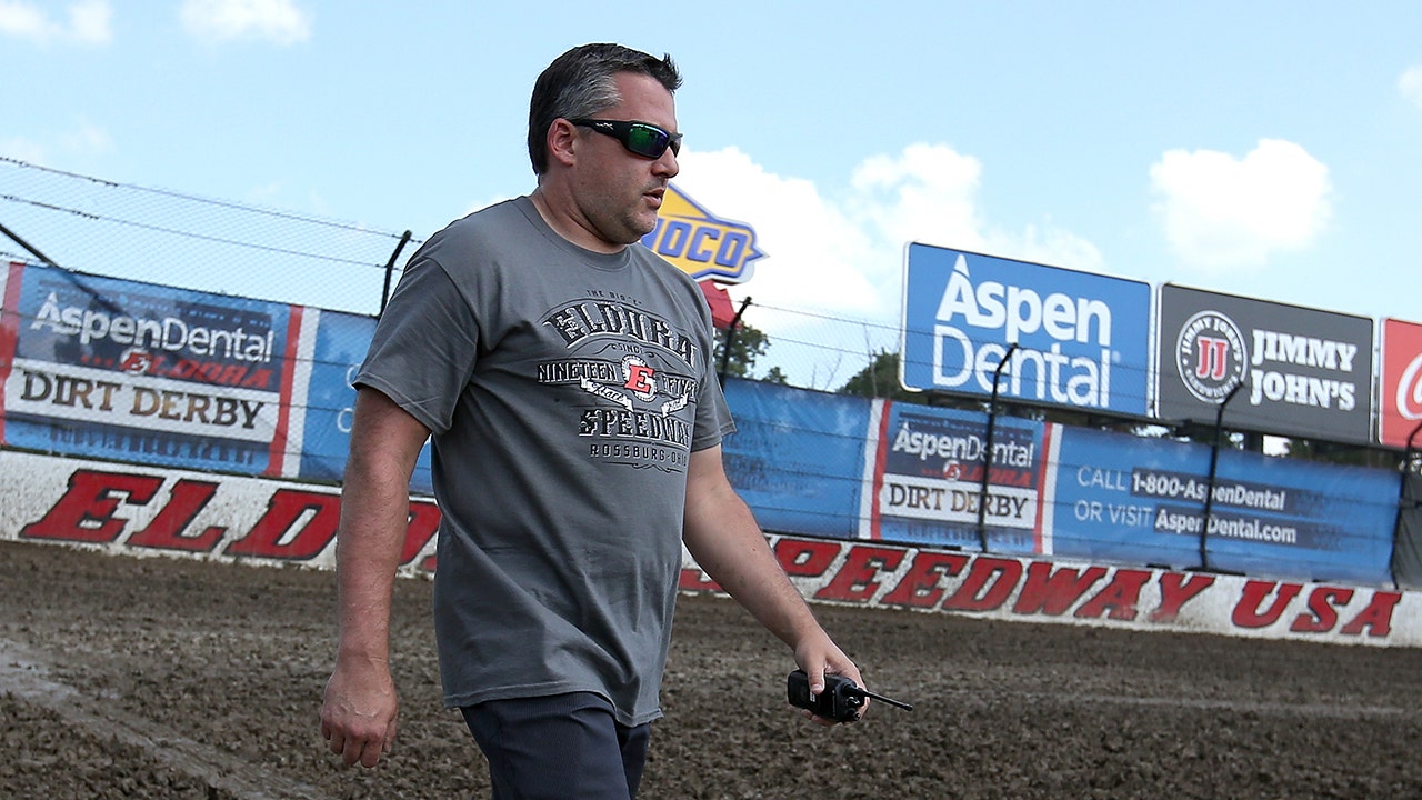 Tony Stewart launching new oval racing series for old stars and young