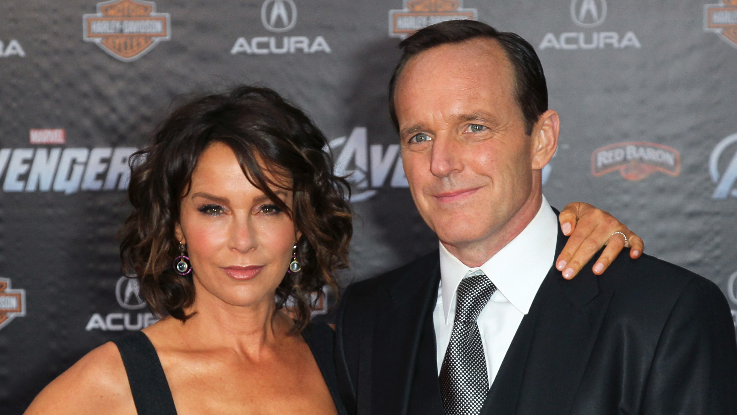 Jennifer Grey and Clarke Gregg split after 19 years of marriage but will 'remain close' - Fox News