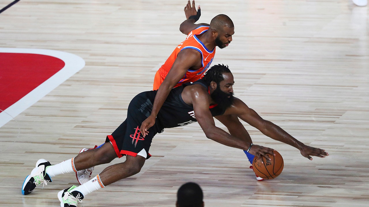 Harden's 37 points lead Rockets past Thunder in Game 1