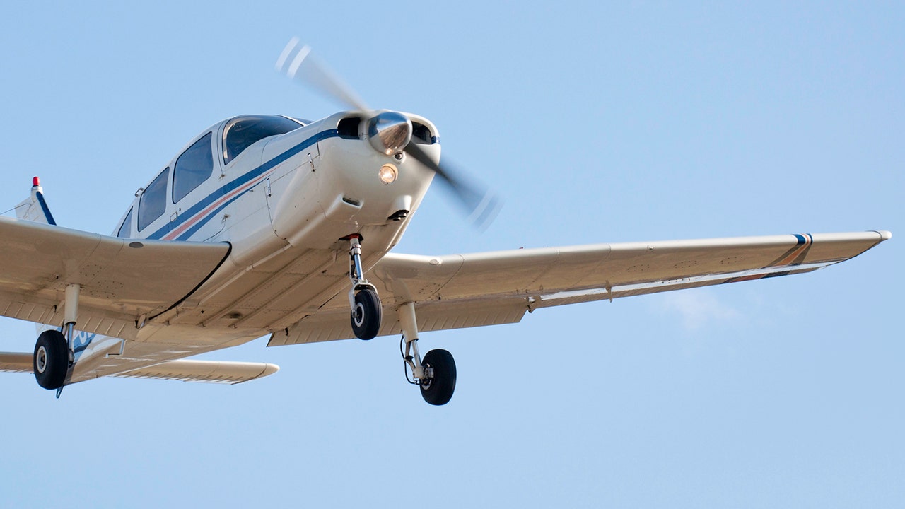 News :North Carolina pilot who exited plane mid-flight died by accident: reports