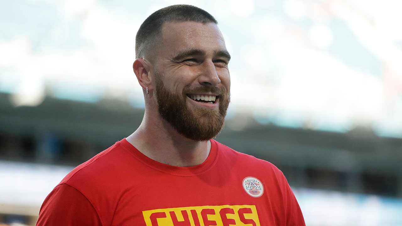 %22Travis%20was%20the%20best%20guy%20in%20the%20league%2C%22%20one%20source%20said%20of%20Kelce