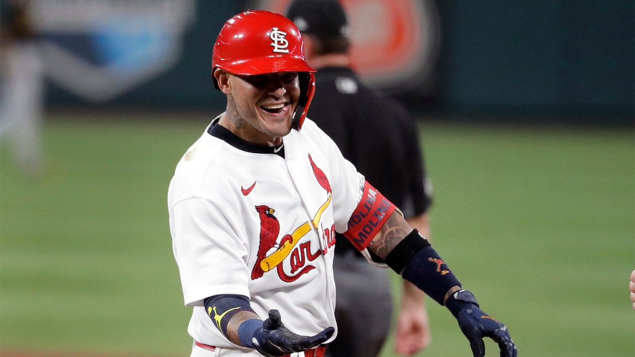 All-star catcher Yadier Molina top St. Louis Cardinals' player saying he  tested positive for coronavirus