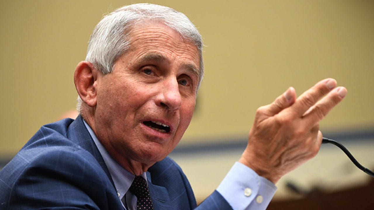 Fauci advises relaxed meetings in homes for vaccinated individuals, but not ‘outside the community’