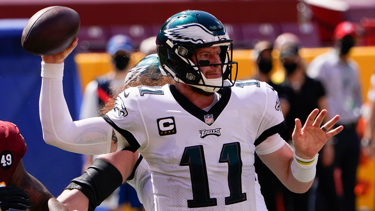 Eagles' Carson Wentz trade was 'ridiculously stupid move,' NFL Draft insider says
