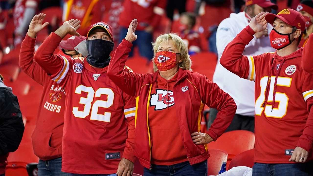 Chiefs take field for the national anthem, 'Lift Every Voice and Sing';  Texans stay in locker room