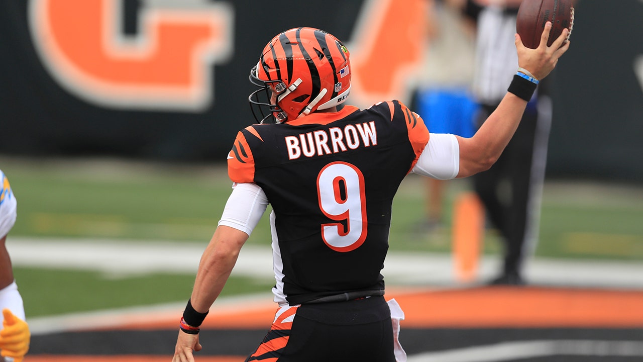 Cleveland Browns could be facing a limited Joe Burrow against the Bengals -  Dawgs By Nature