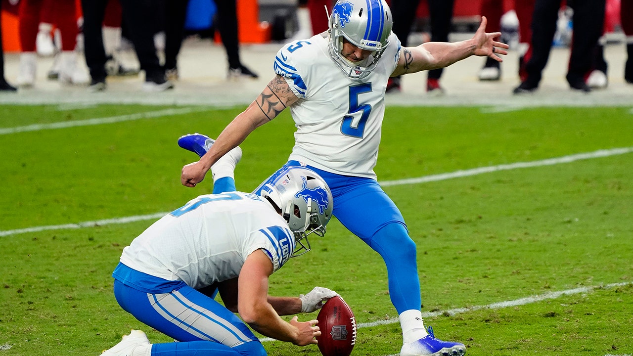 Estero's Matt Prater's 59-yard field goal earns Detroit free beer