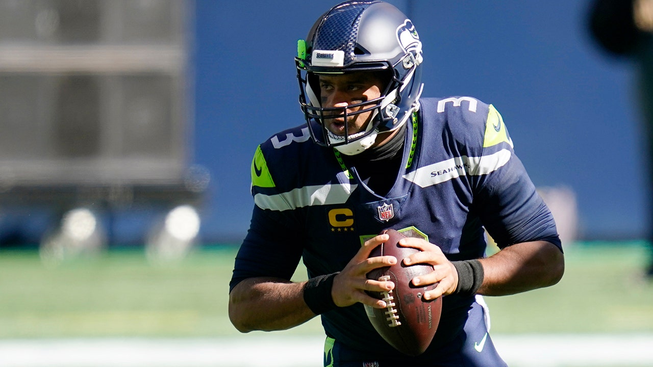 Russell Wilson's agent says quarterback hasn't demanded trade from