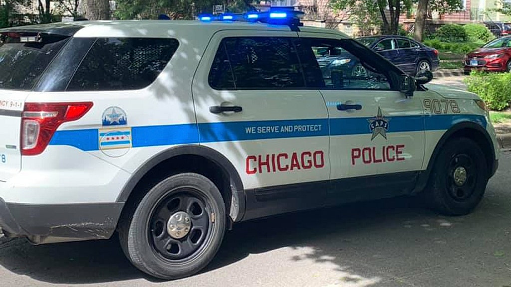 Chicago officers charged in beating of carjacking suspect, 17, who allegedly pointed gun at police