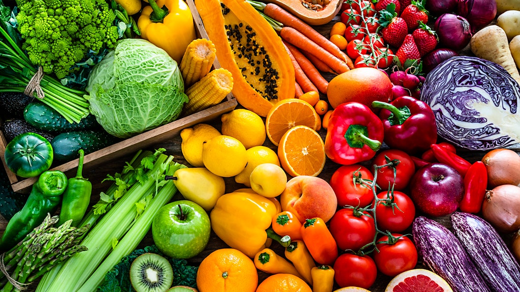 Eating this proportion of fruits and vegetables can help you live longer, study suggests