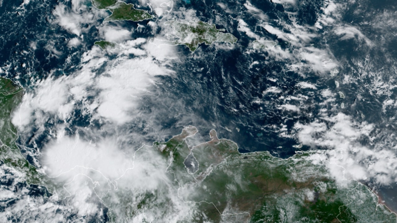 Hurricane center monitoring tropical wave in Caribbean, could develop into ‘Gamma’
