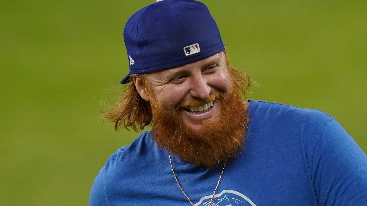 Dodgers' Justin Turner seen on field after World Series win