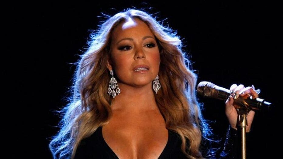 Mariah Carey deelt haar “trieste poging om Rachels haarsnit te maken” uit “Friends”