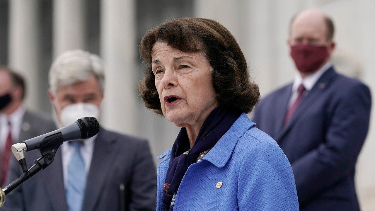 SF Chronicle calls on Feinstein to resign if reports about cognitive decline are true