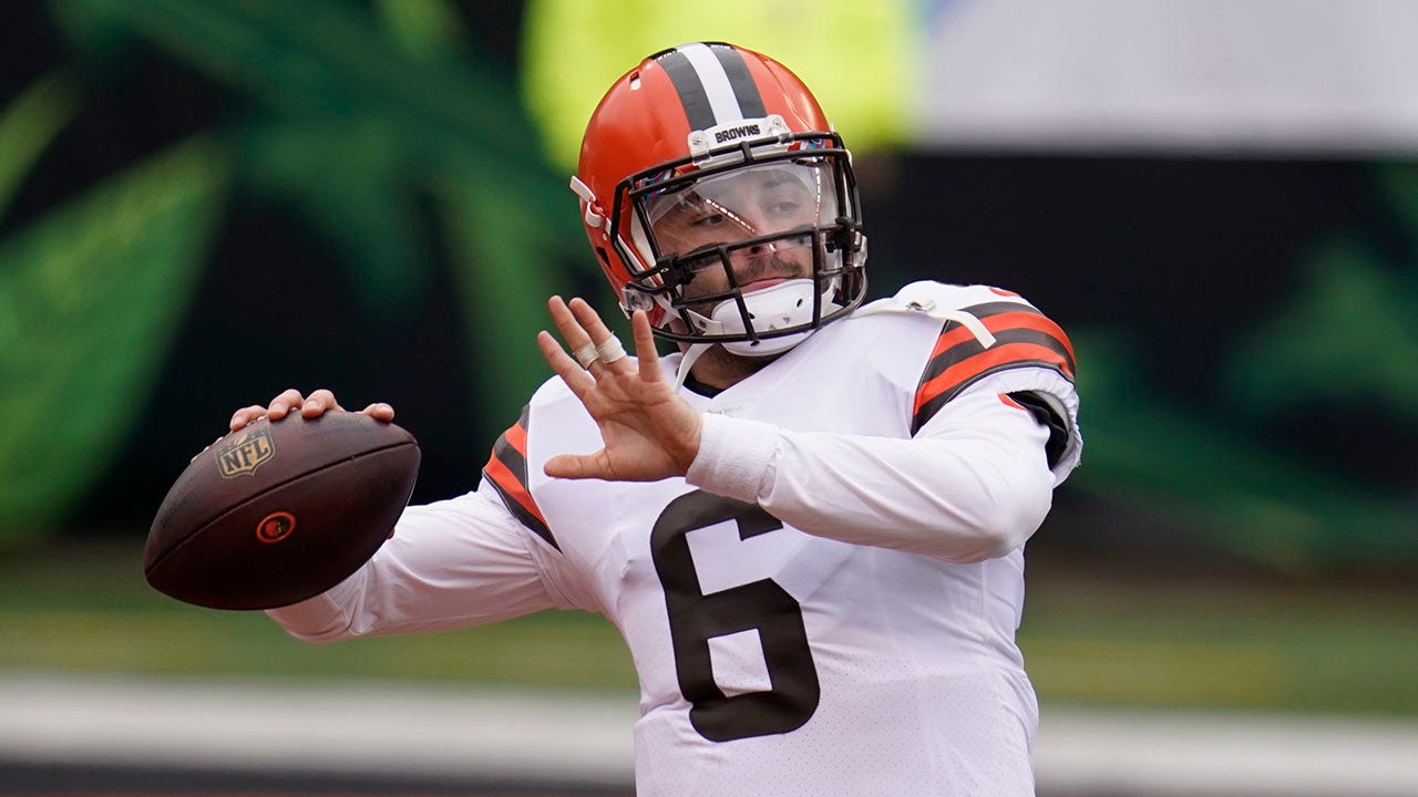 Cleveland Browns quarterback Baker Mayfield (6) throws a pass against the  Miami Dolphins during an NFL football game, Sunday, Nov. 24, 2019, in  Cleveland. The Browns won the game 41-24. (Jeff Haynes/AP