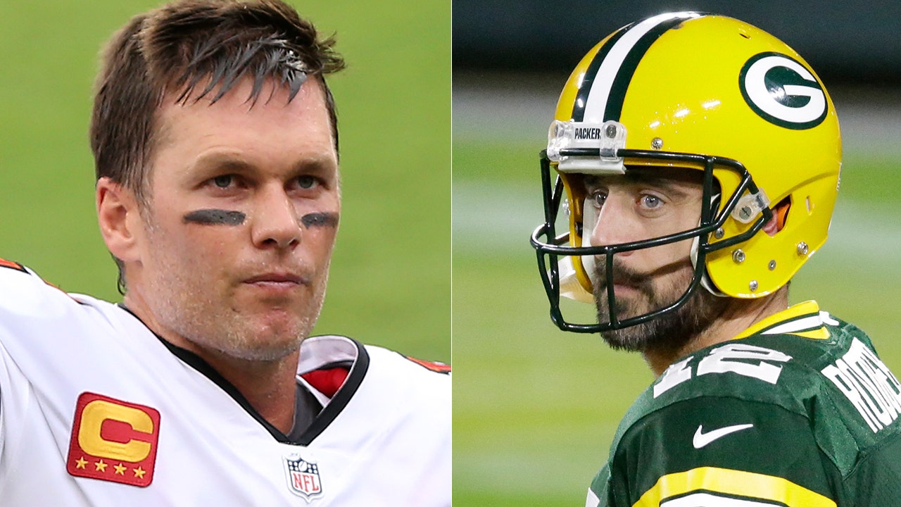 Tom Brady talks Aaron Rodgers, Packers drama: 'He's going to make the  choices he feels are best for him