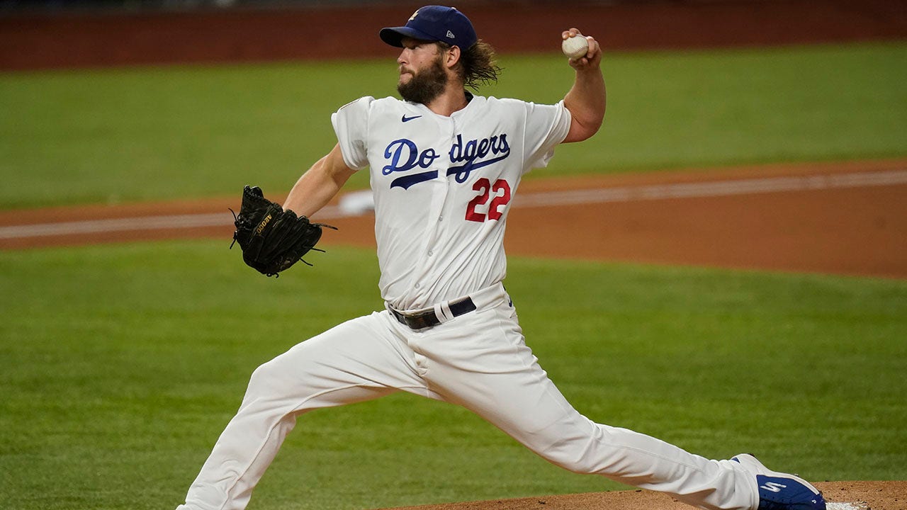 Clayton Kershaw delivers vintage performance to help Dodgers to