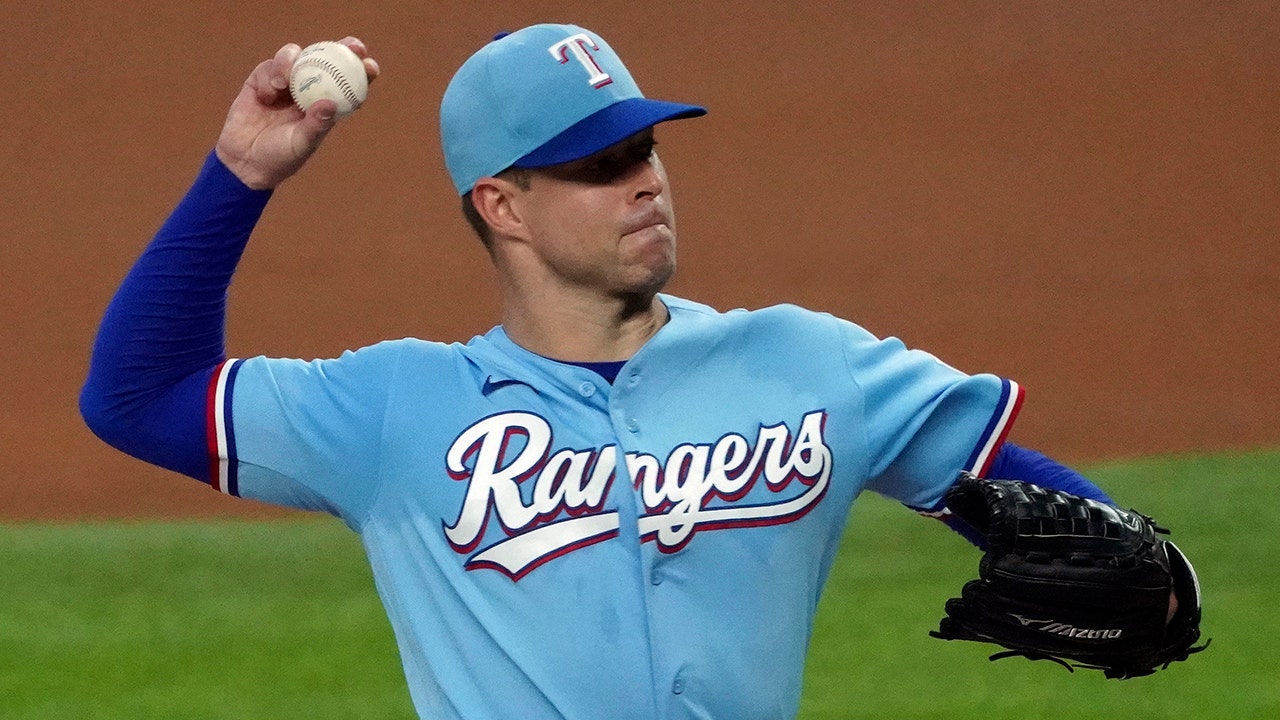 Yankees sign pitcher Corey Kluber, two-time Cy Young Award winner