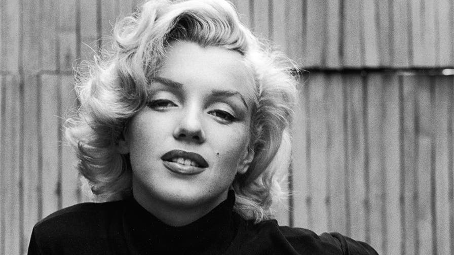 Remembering A Pop Icon: Marilyn Monroe's Make-up Kit 