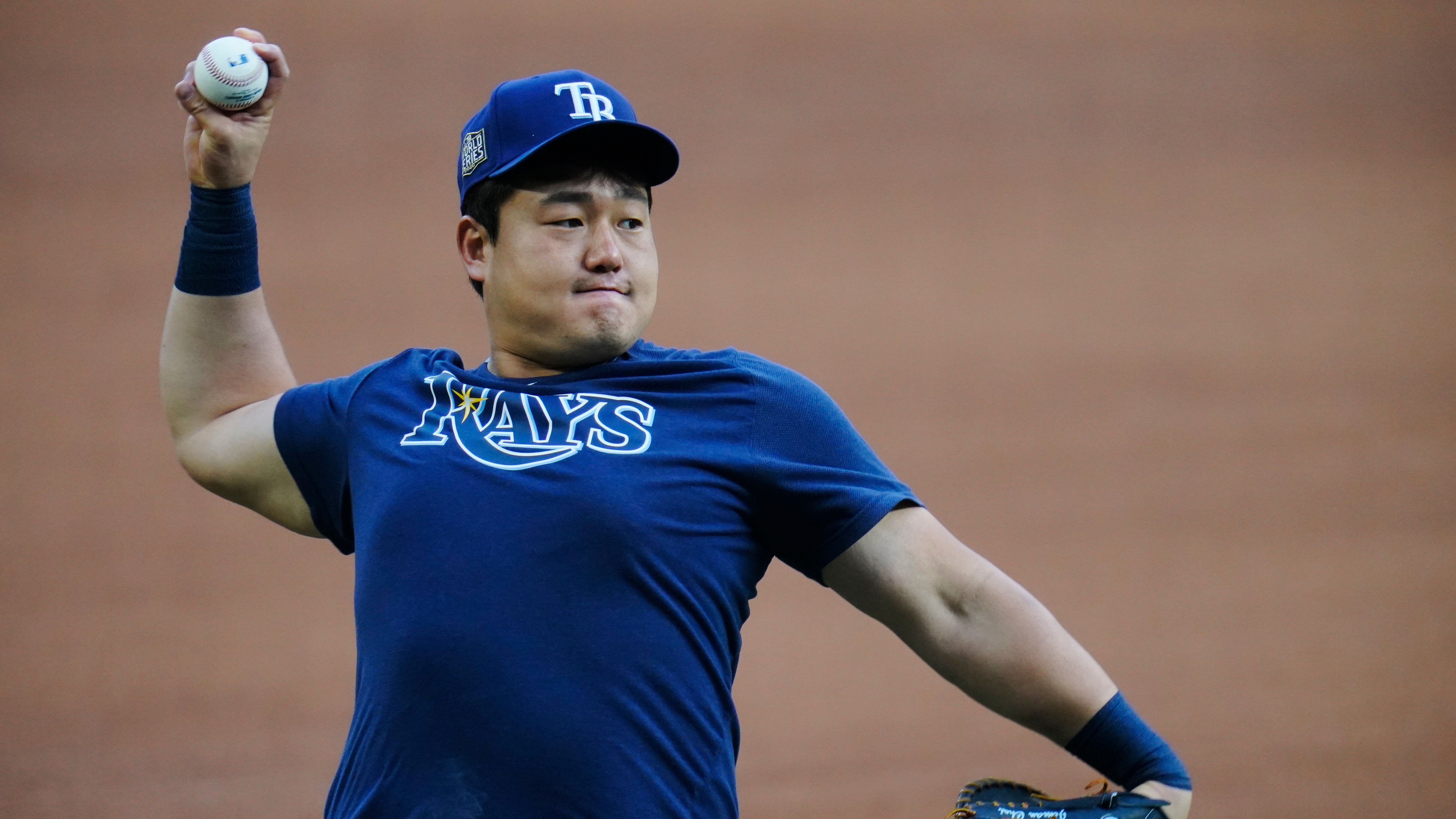 St. Petersburg, FL. USA; Tampa Bay Rays first baseman Ji-Man Choi (26)  heads to the dugout during a major league baseball game against the Detroit  Tig Stock Photo - Alamy