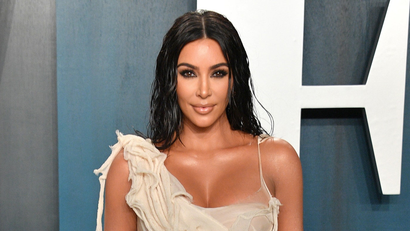 Kim Kardashian celebrates 40 with 'fire' string bikini snaps