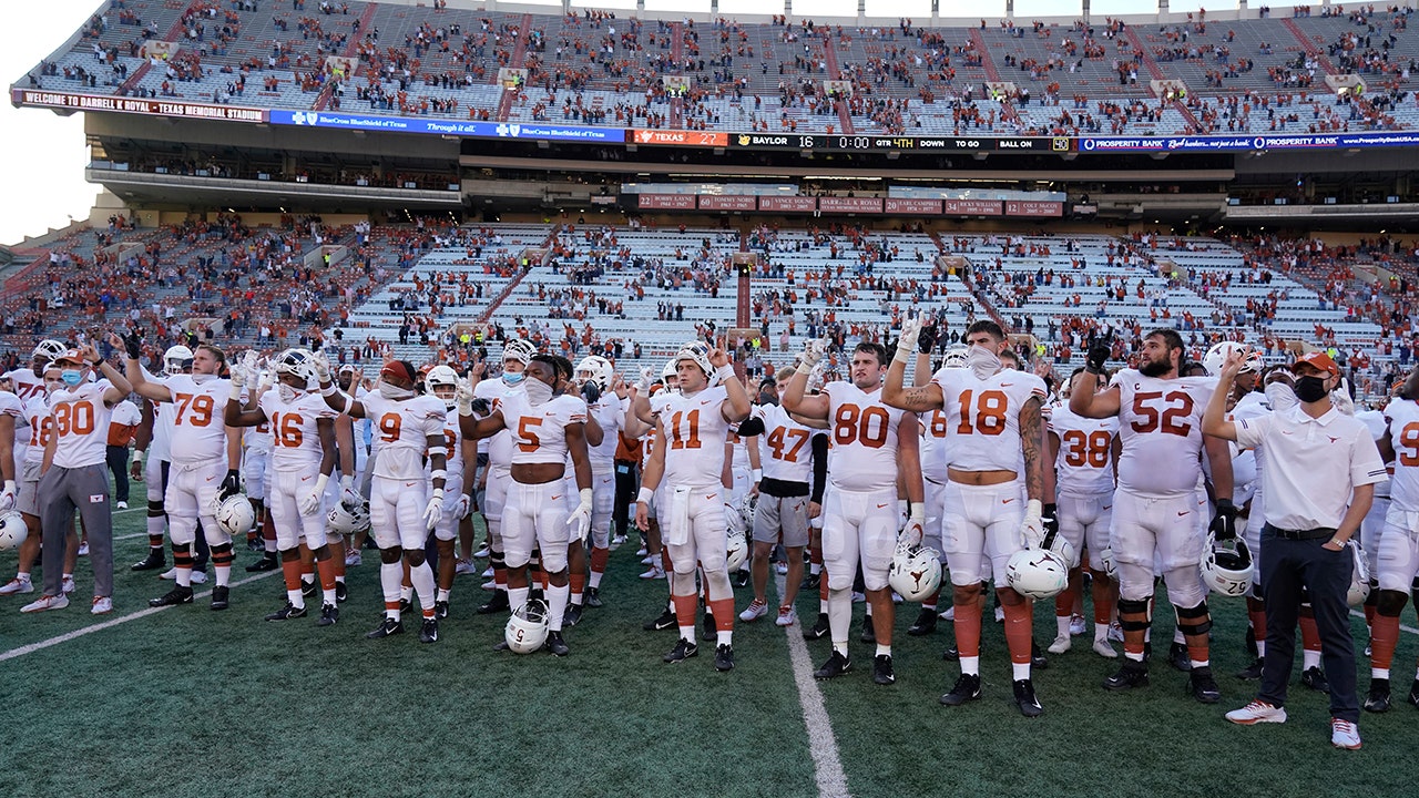 Texas Longhorns claim unity despite divide over 'The Eyes of Texas