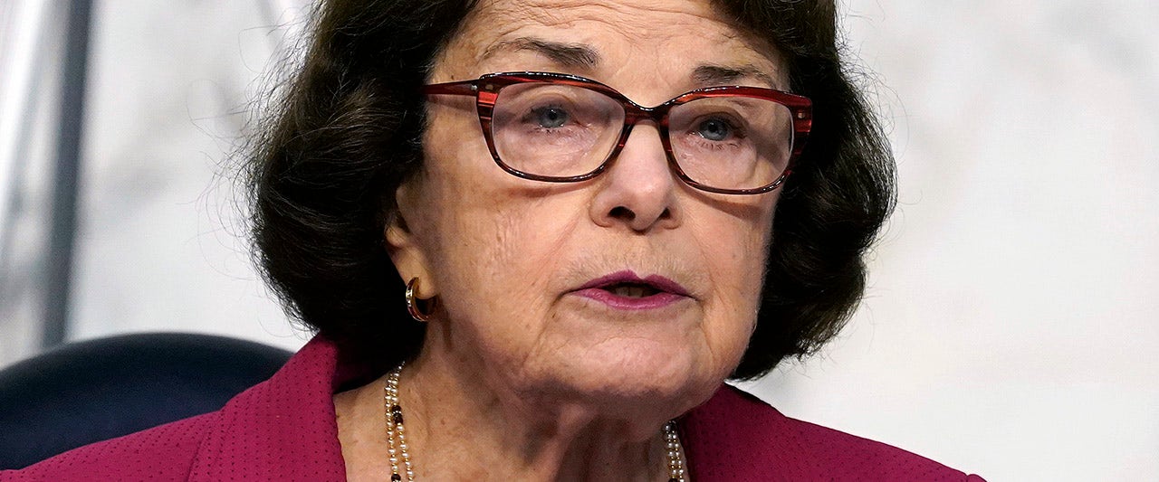 Dianne Feinstein should consider retiring from Senate, Barbara Boxer says