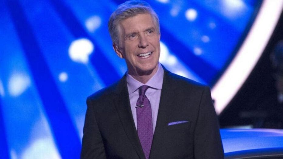 Tom Bergeron talks ‘Dancing with the Stars' exit, hosting ‘Hollywood Museum Squares’: 'Never say never'