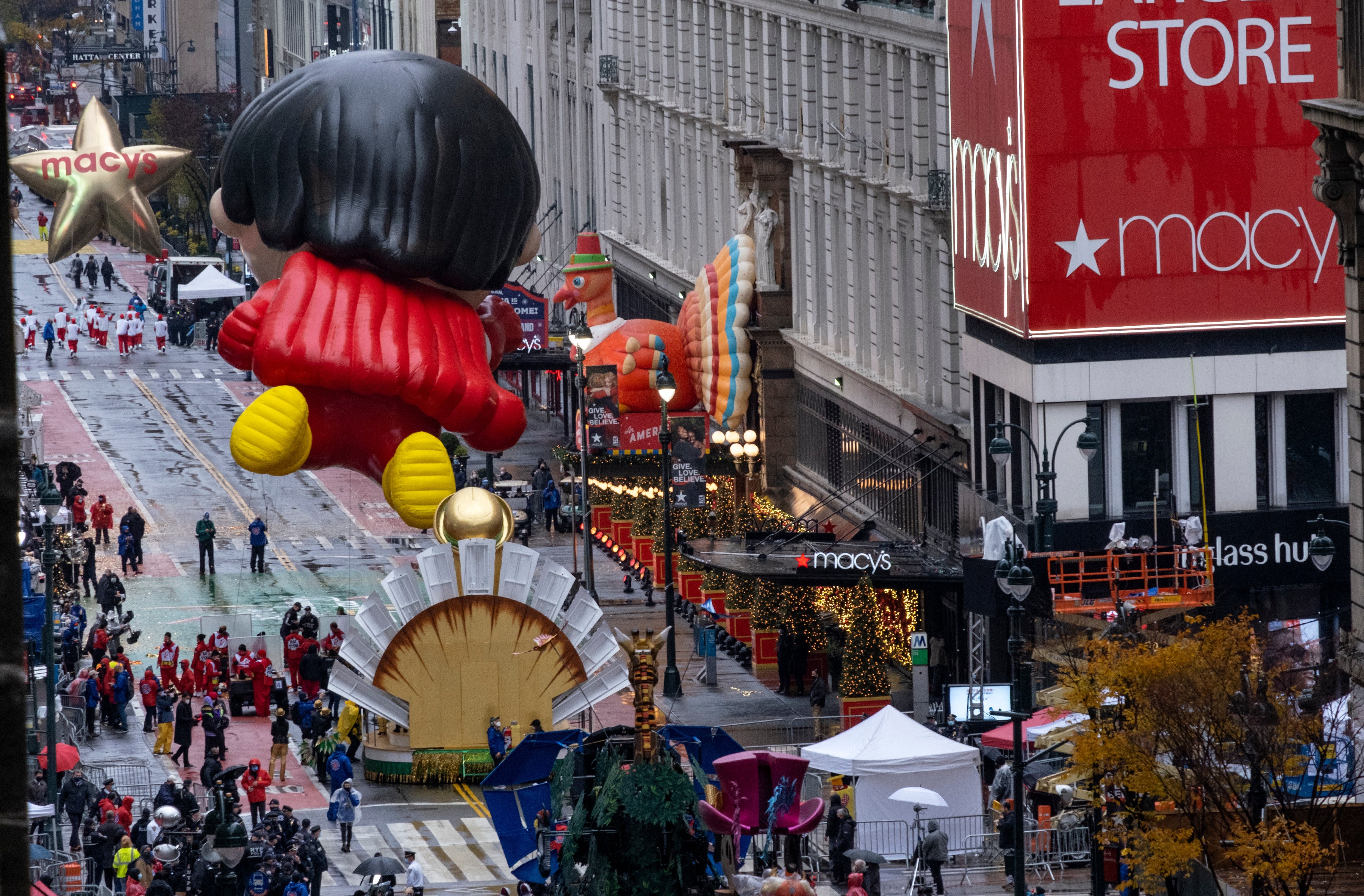 Macy's under fire after calling Black sorority in parade 'diverse dance group' - Fox News