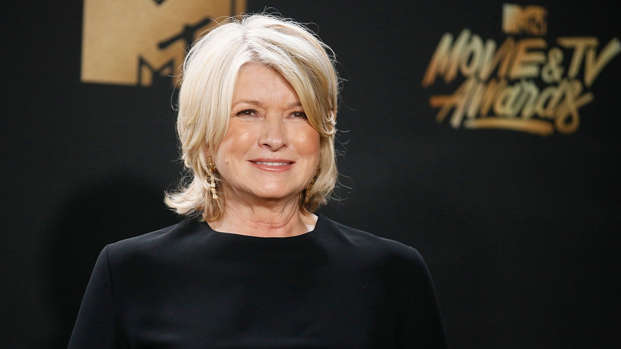 Martha Stewart confirms she is dating someone, but won't say who: 'I'm not going to tell'