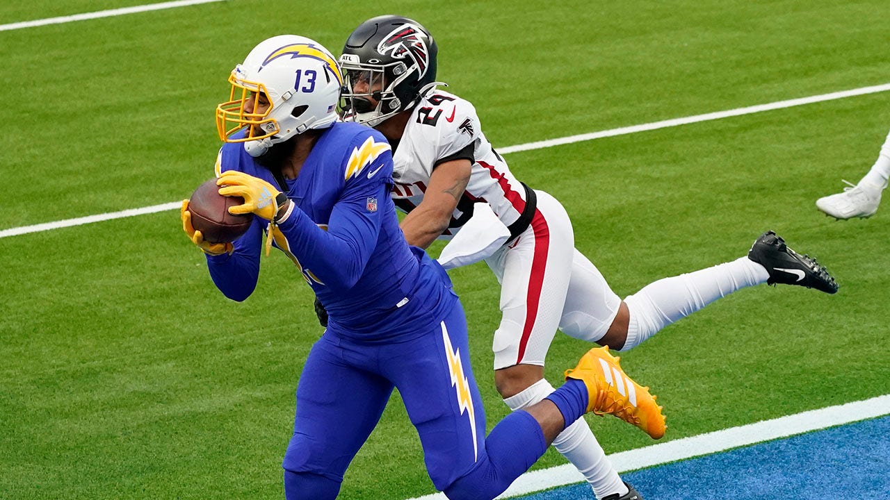 Chargers get last-play field goal for 20-17 victory over Falcons