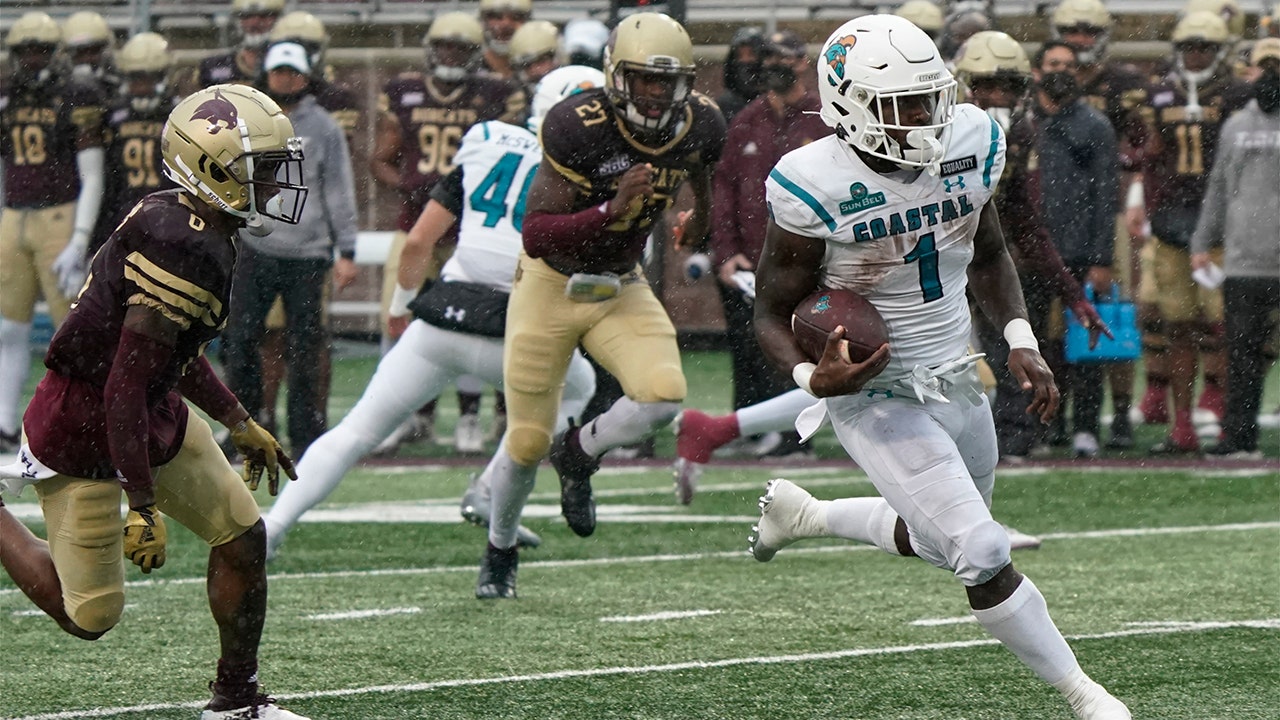 No. 8 BYU to play No. 14 Coastal Carolina; replaces Liberty