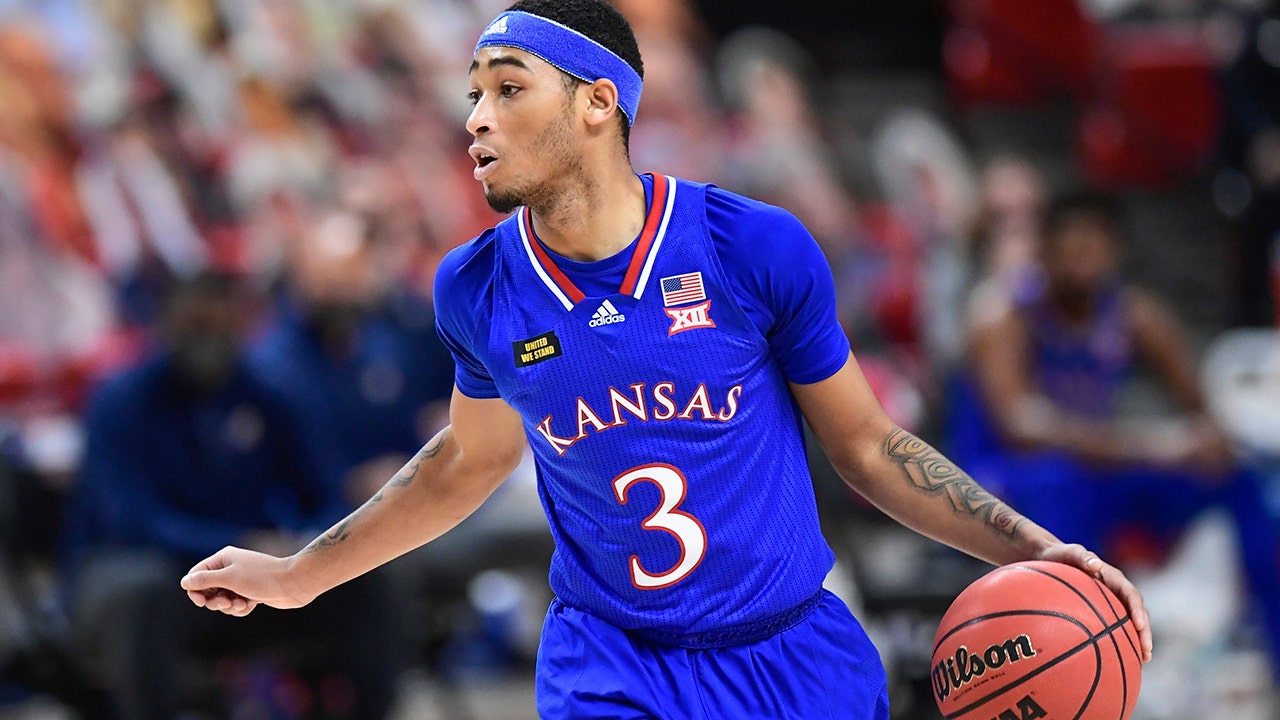 No. 5 Kansas wins 30th straight league opener at Texas Tech