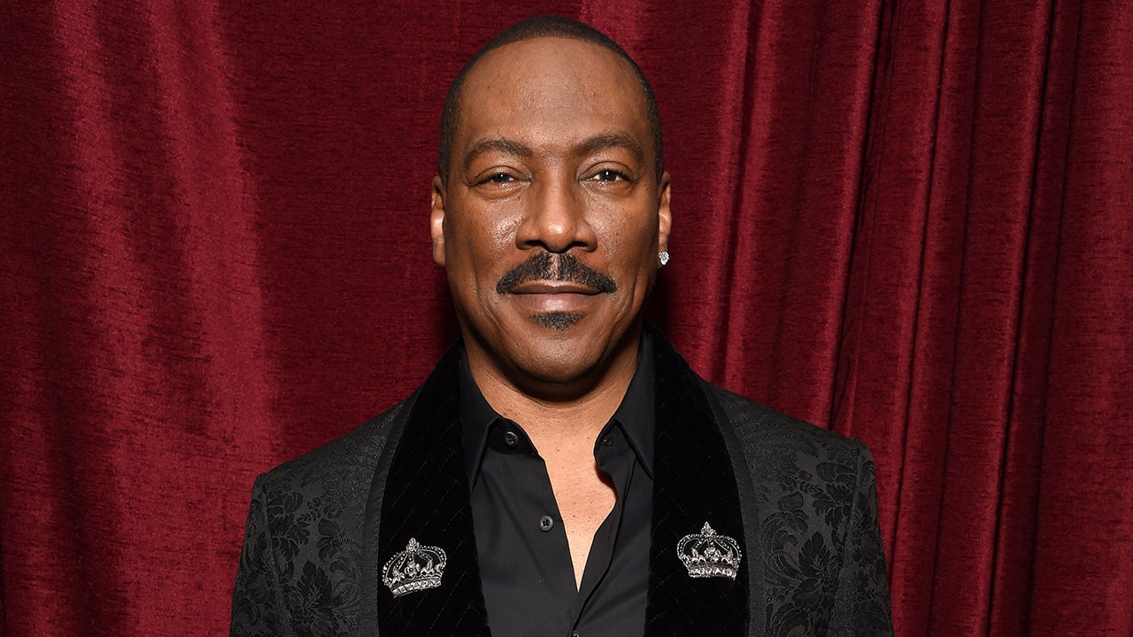 Eddie Murphy receives Hall of Fame Award at 52nd NAACP Image Awards - Fox News