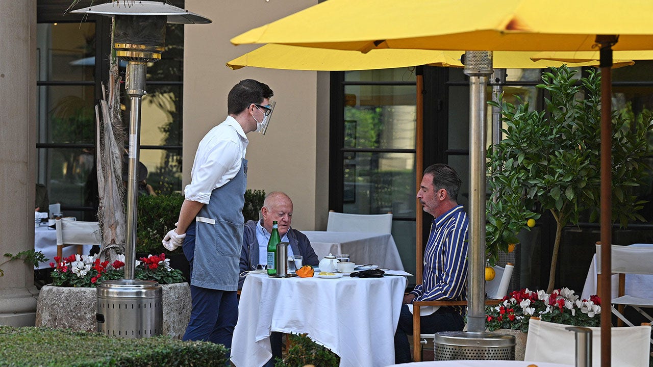 az-news-ai.blogspot.com - Judge rules LA County must show cause for ban on outdoor dining - Fox News