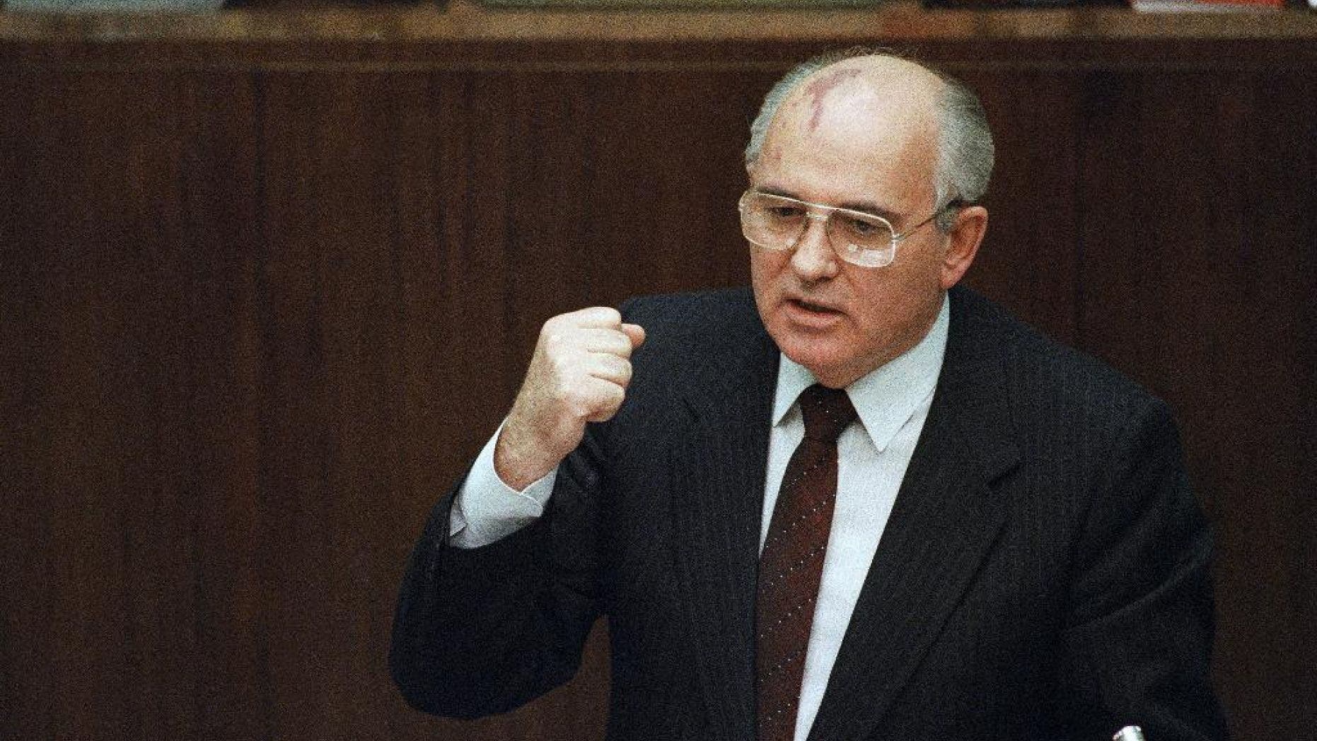 Gorbachev's interpreter reacts to Russia-Ukraine crisis, escalations in tension since Cold War's end