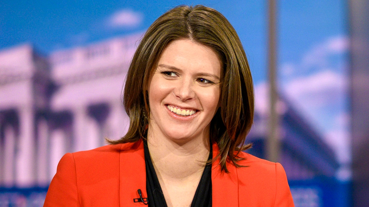 CNN's Kasie Hunt suggests House Republicans are 'the enemy' for criticizing Biden during Russia-Ukraine crisis