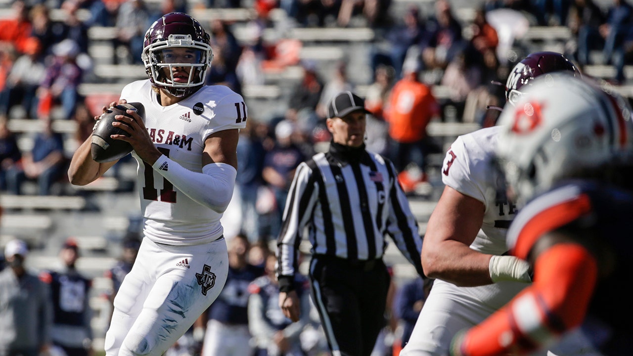 Mond, No. 5 Texas A&M finish strong in 31-20 win over Auburn