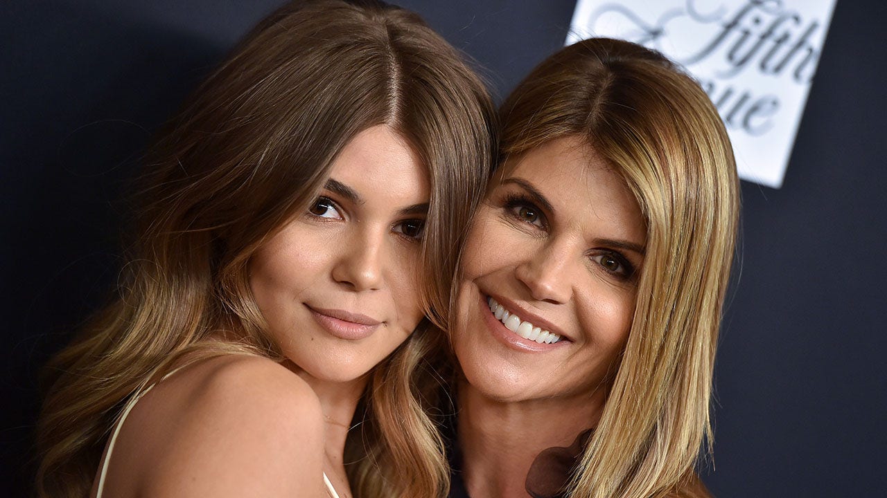 Olivia Jade reveals how Lori Loughlin is reacting to her 'Dancing with the Stars' casting: 'Total mom mode'