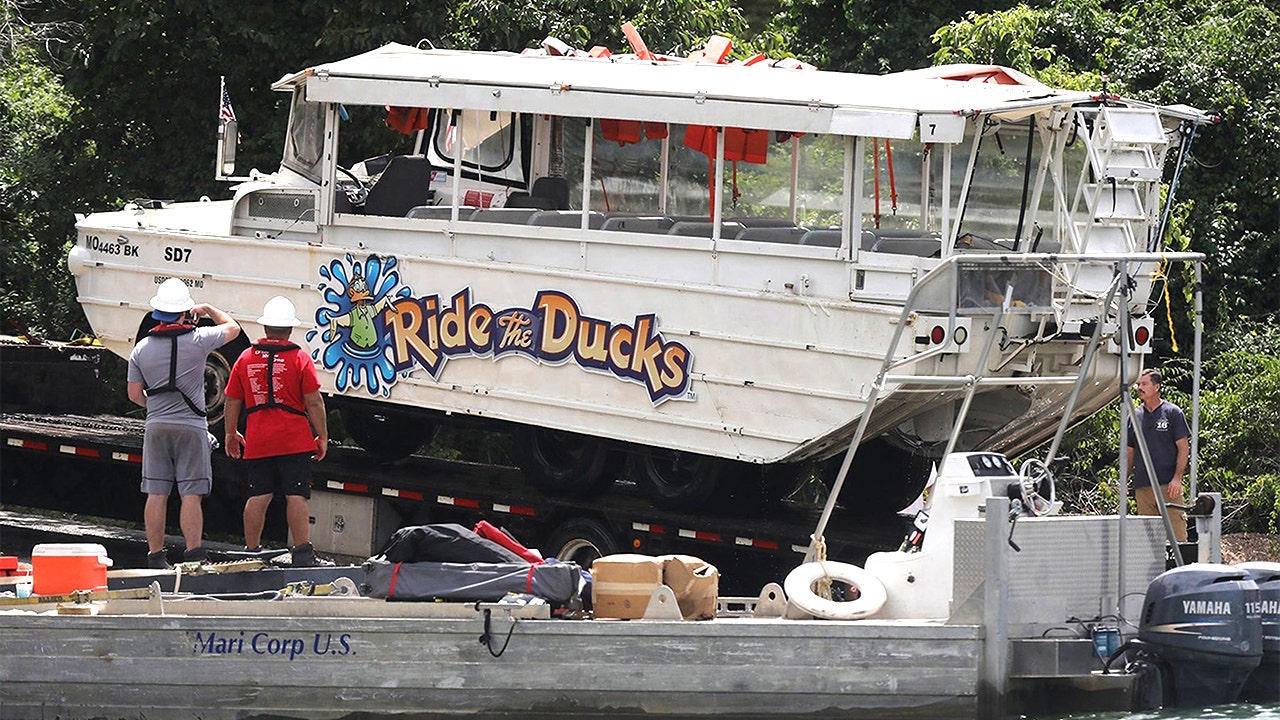 duck tour deaths missouri