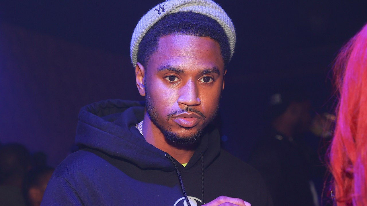 Trey Songz arrested during Kansas City Chiefs game after physical altercation with police: report