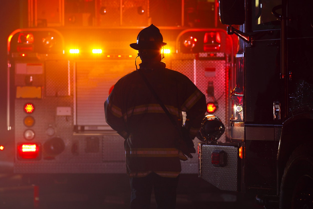 Texas firefighter stabbed while putting out early morning fire on I-35