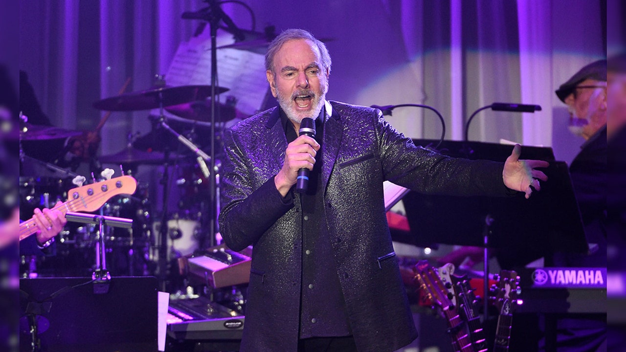 Neil Diamond hosts ‘Sweet Caroline’ international singalong to ‘inspire people today to occur together’