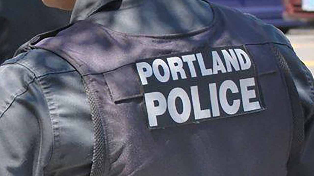 Portland ICE building set on fire during Saturday night protest